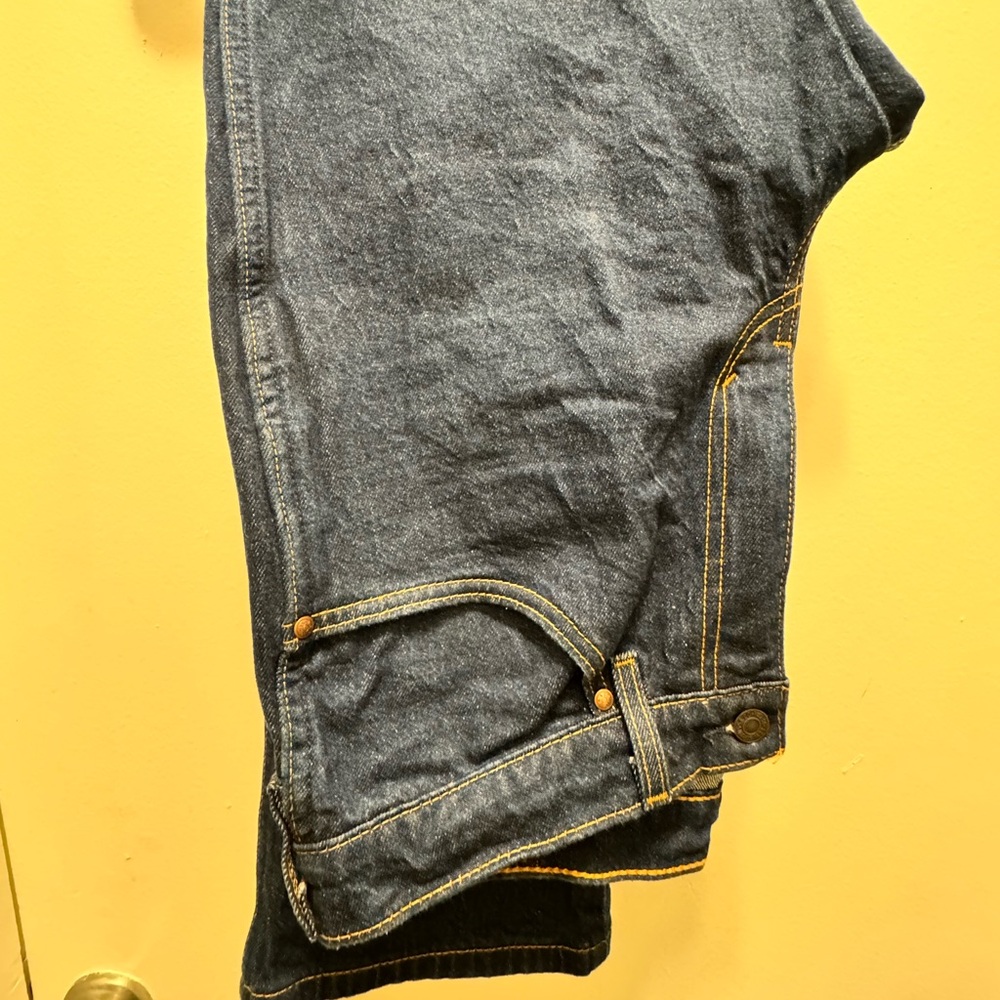 Levi’s 537 Bootcut Jeans Levi’s Dark Wash W34 L32